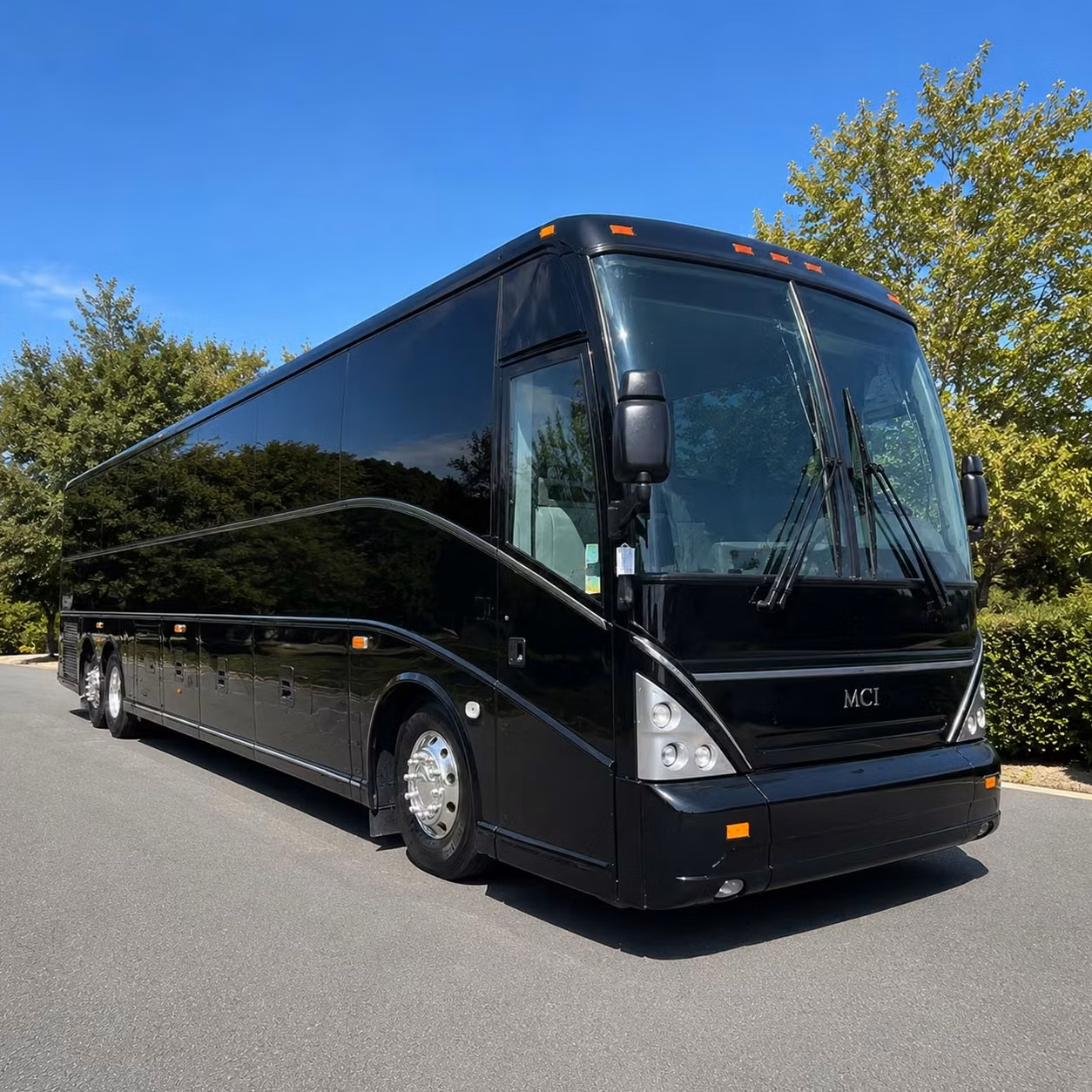 hemet corporate event and employee shuttle bus rentals